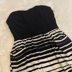 ✨Xhilaration | Strapless Dress✨